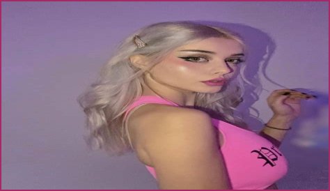 Lauren Burch: The Rising Star Of Social Media